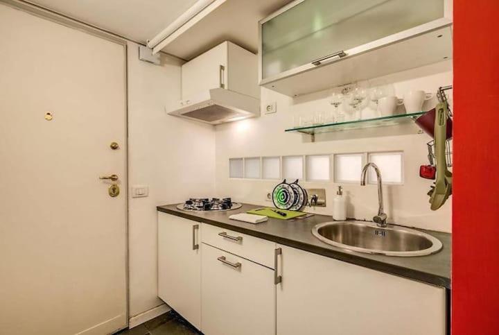 Foscolo 10 Stylish Apartment Řím Exteriér fotografie